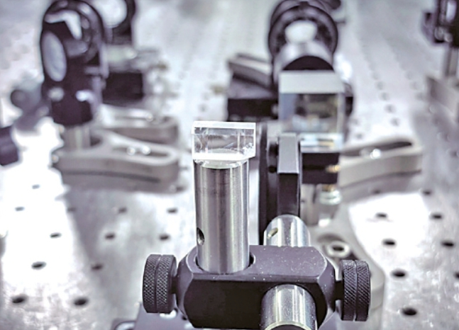 “一束激光”照亮的世界