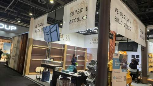 《36㎡如何讲好东方故事？盈拓展览深度拆解SUPER U DISPLAY在迪拜家具展的中东展台搭建策略》