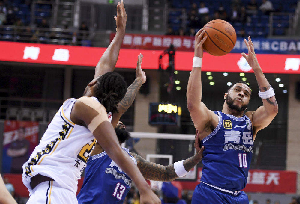 CBA综合：辽宁横扫新疆 青岛险胜广厦