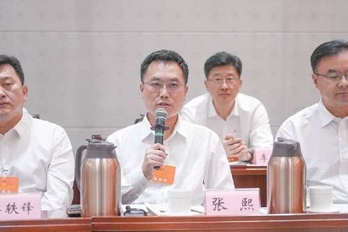 锚定内需提质方向 凝聚协同奋进合力——市人大常委会开展扩内需促发展情况专题询问