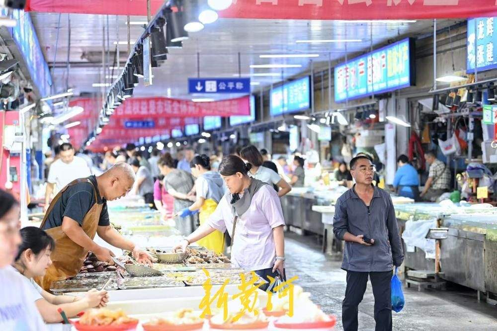 连夜运抵泉城！山东开海，首批海鲜丰富市民餐桌