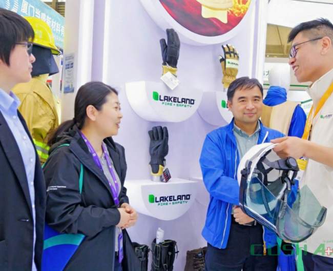 岁月鎏金六十载·匠心护行向未来——第110届劳保会盛大启幕