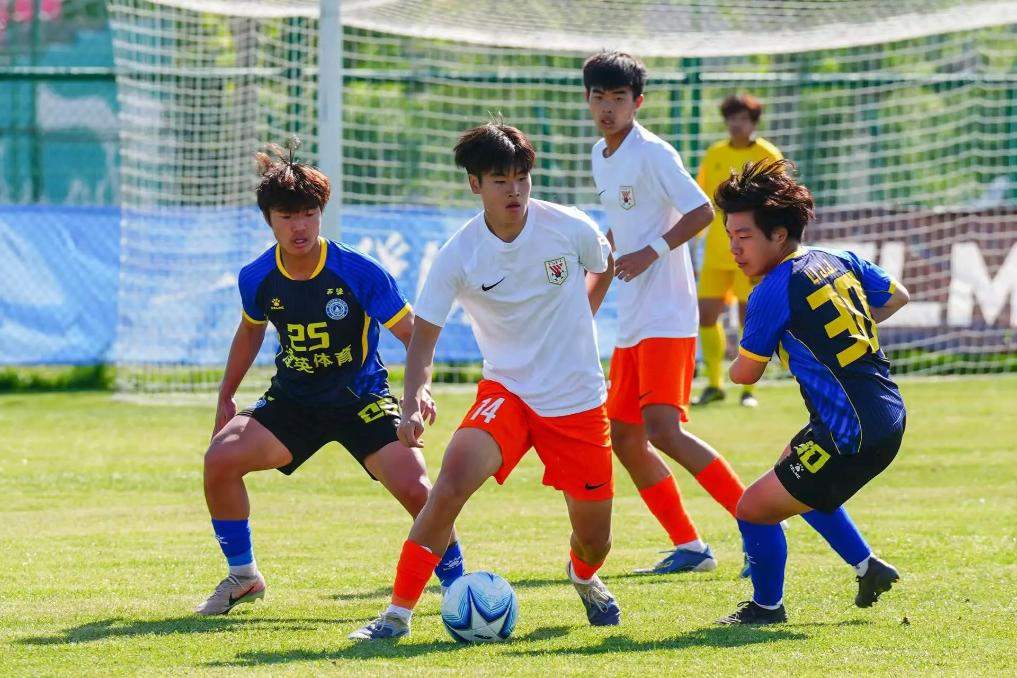 追光丨助力U17国足闪耀亚洲杯，这所足球学校人才辈出