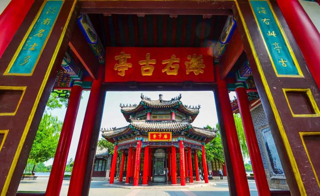 济南为什么叫“海右”？