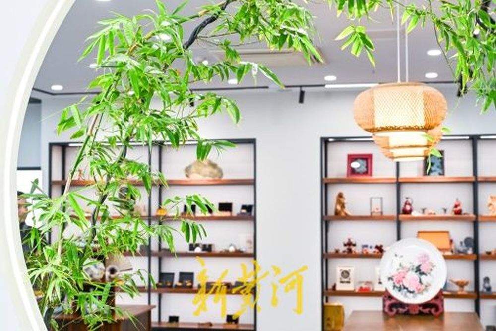 “文艺两新”集聚区实践基地落户印象济南