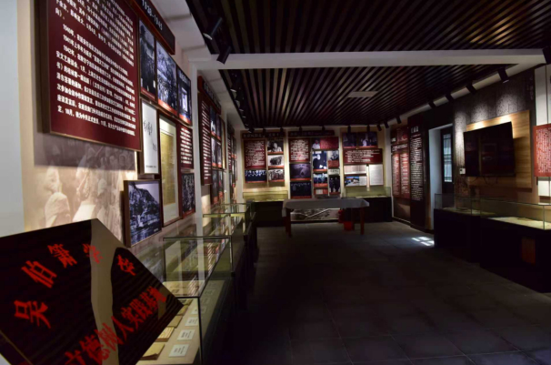 融媒·先锋｜曾经“悬浮”的文化服务，如今“稳稳落地”——庭院深处，书声琅琅