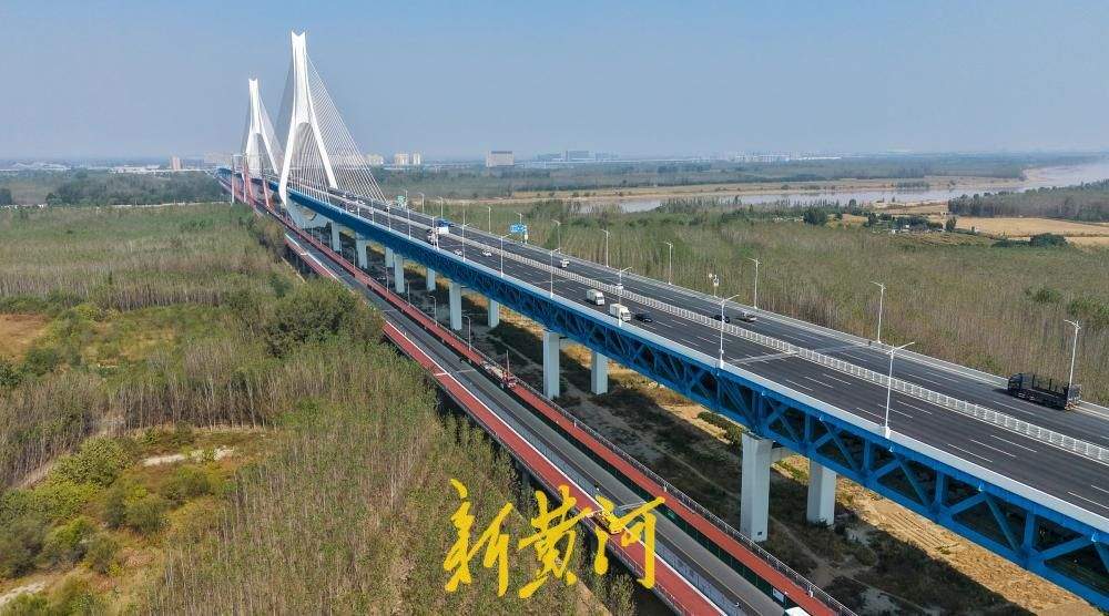 济南黄河大桥老桥上新装