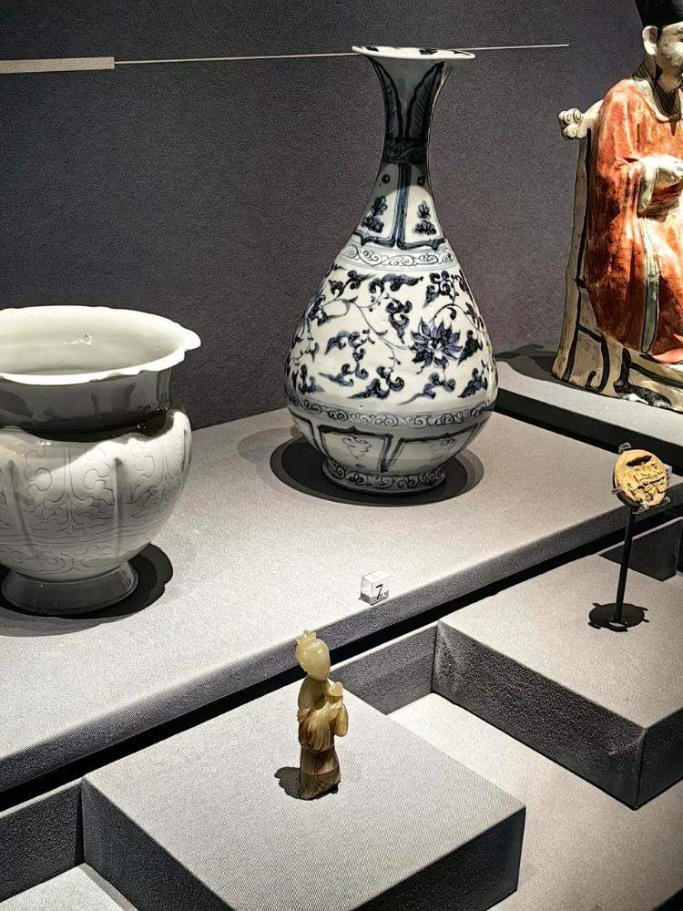 省博免费鉴宝！专家提醒勿存“捡漏”心理，有藏家花上千万买了赝品