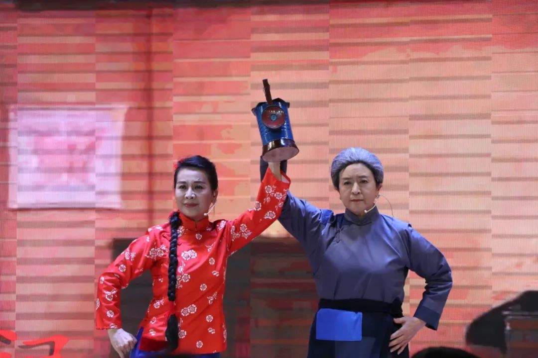 【三引导行动】济南高新区东城逸家小学“逸家好家风八大行动”成果展示 暨家风教育研讨会