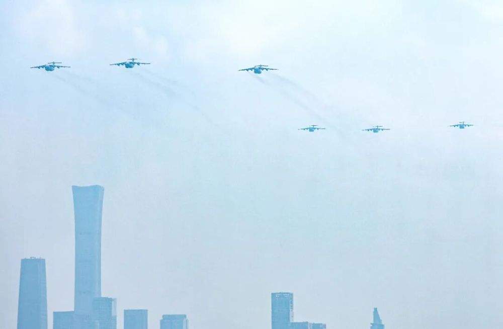 安全感爆棚！我们的战机来了！