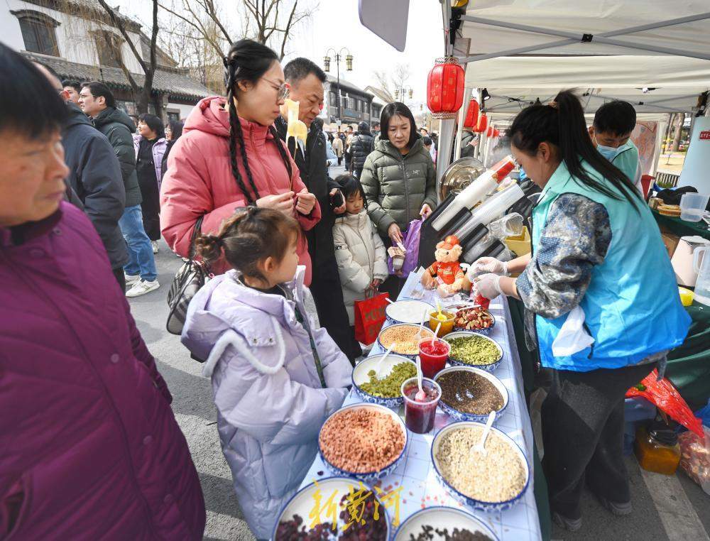 正月初一赶一场明湖市集，沉浸式触摸非遗里的中国年
