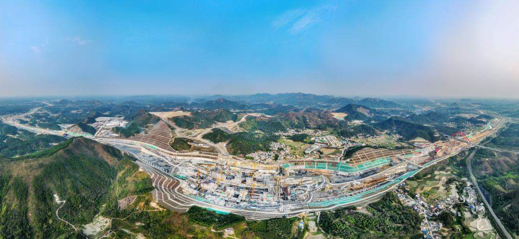 奋斗华章︱实干书写荣光