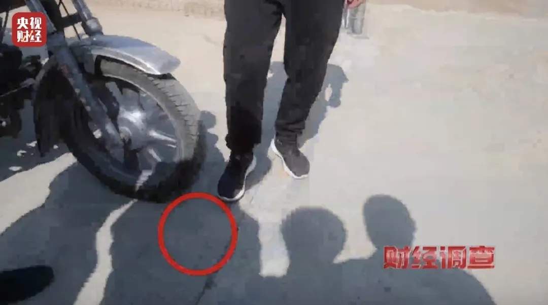 只要交钱就能拿本！起底“摩托车驾照速成”产业链