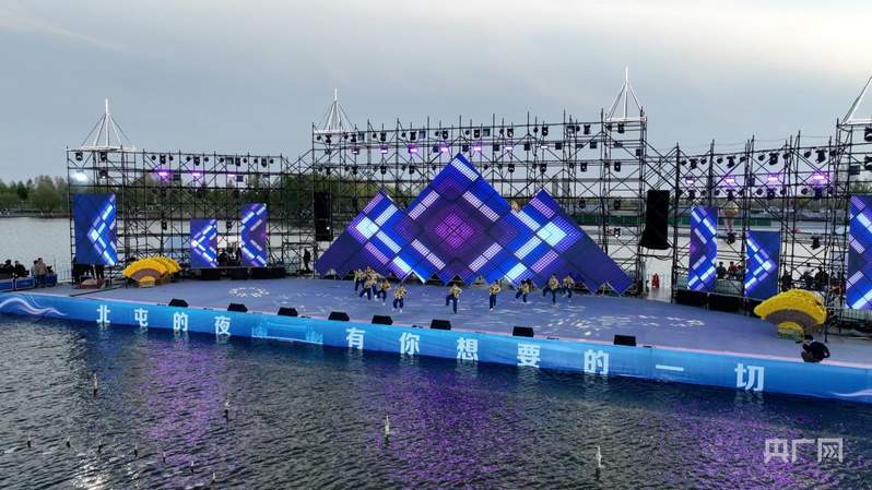 天山脚下“文旅盛宴”多元业态点燃假日经济引擎