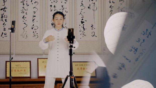 首个“国际太极拳日”来临，简橙太极如何用“慢学快懂”为银龄健康破题？