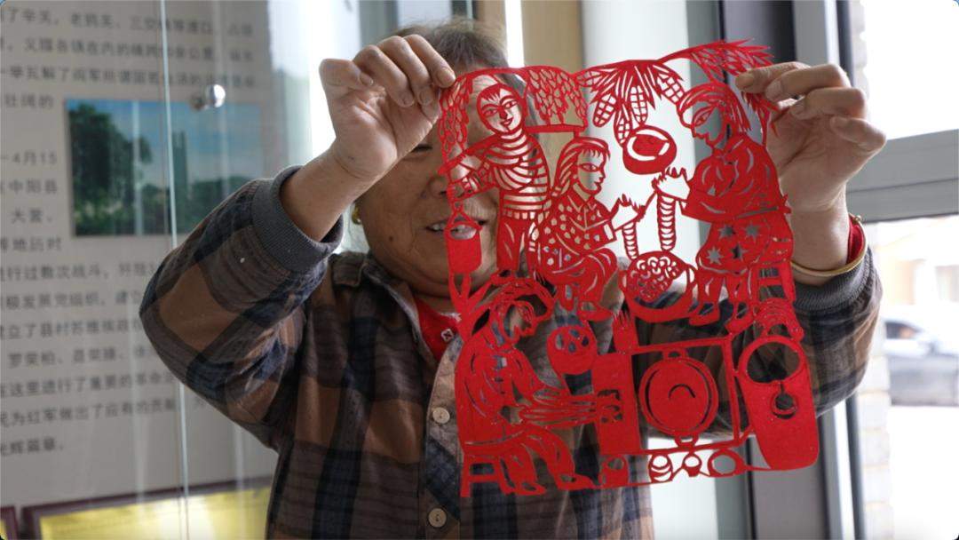 拼了!深山小村凭啥长出千万级产业