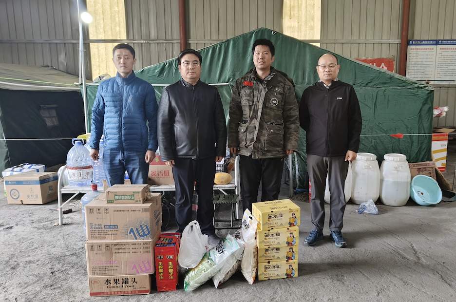 朱司宏赴新疆民丰县盼水河2号铅锌多金属矿普查项目检查指导工作