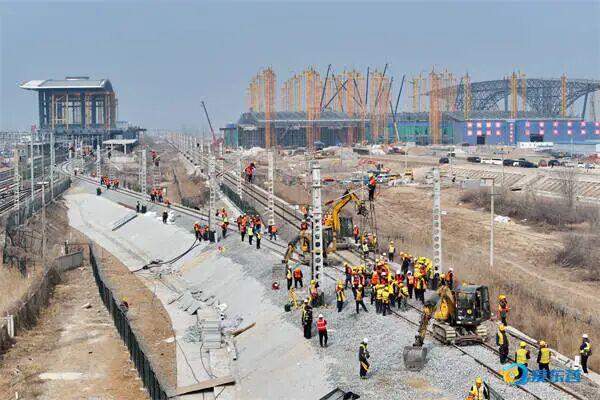 津潍高铁东营南站黄大过渡线顺利开通 为津潍高铁全线建设按下“加速键”