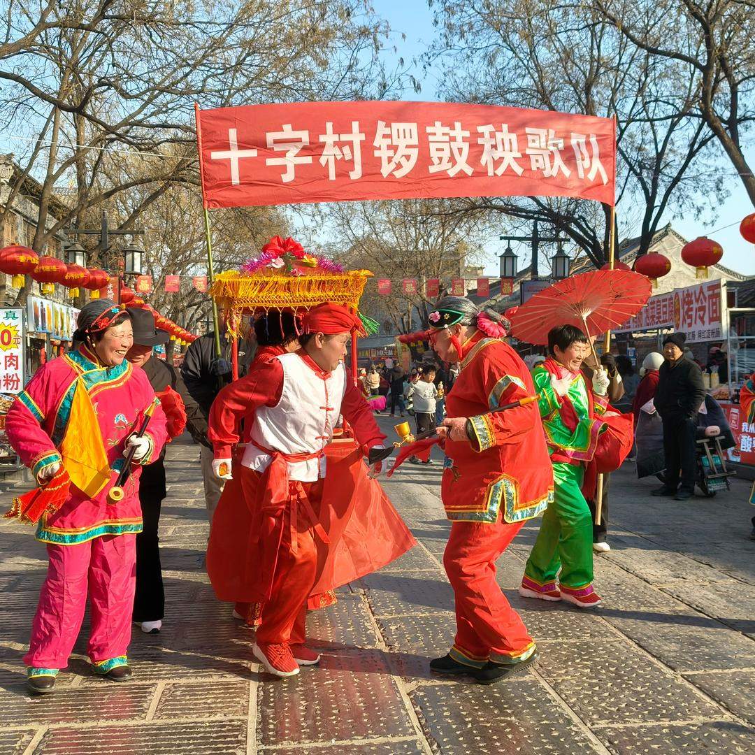 新春走基层丨车水马龙 齐鲁迎客来
