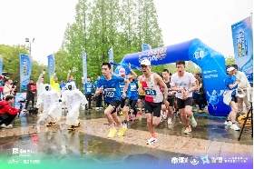 中美华东®伤科灵“灵跑中国”