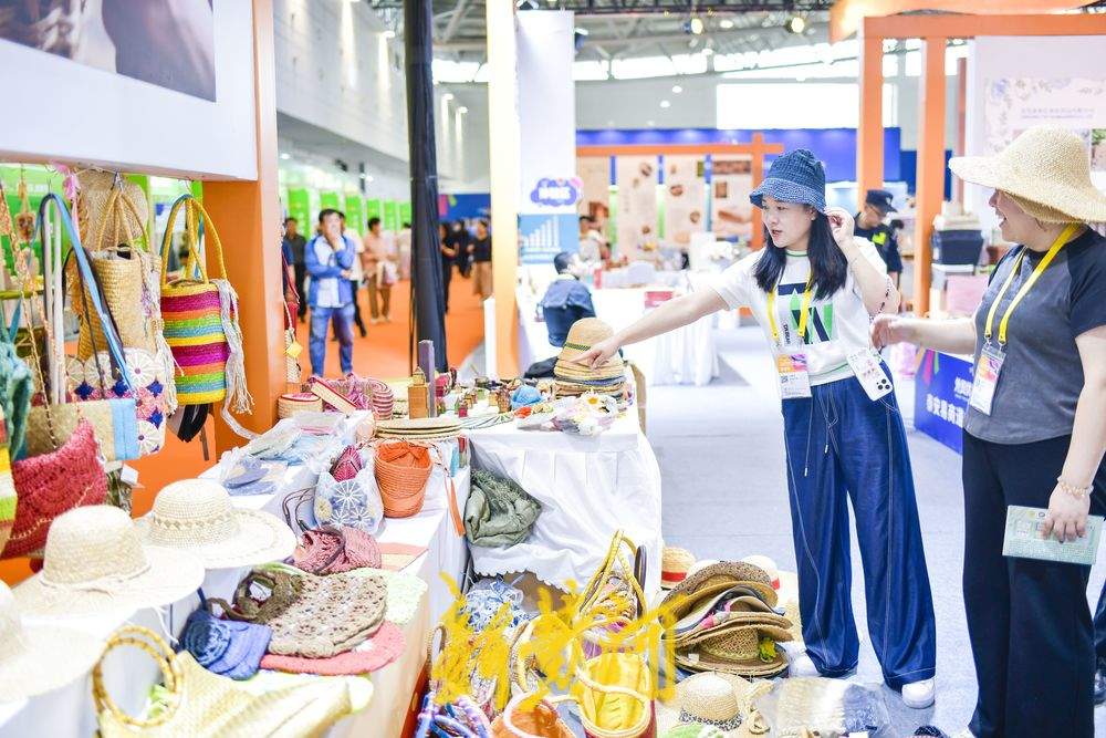 外贸优品购物节在济开启，助力外贸企业开拓内销市场