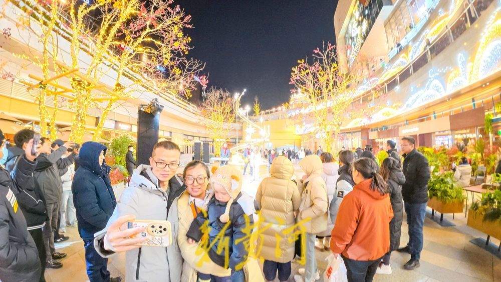 济南这处商业综合体改造后实现“地铁直连”，成为假期市民休闲消费好去处