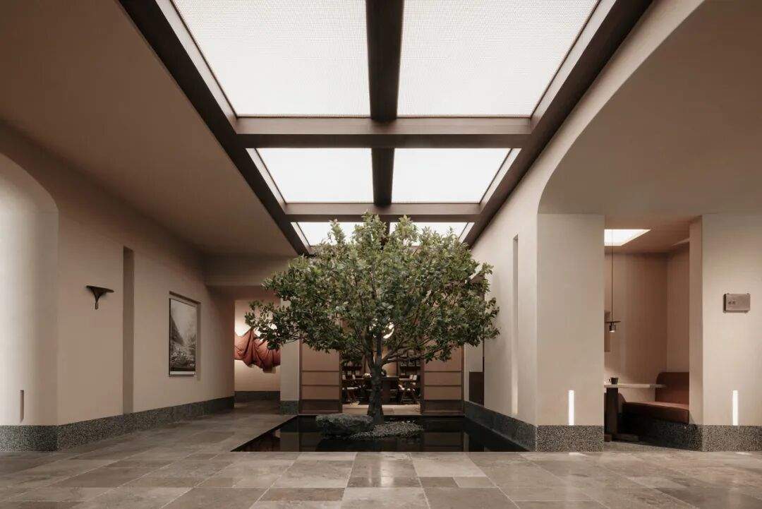 “亚朵见野”发布，亚朵村的精神能打动投资市场吗？