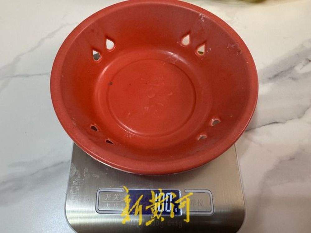 一斤草莓二两盆？盆重超标隐形加价，济南相关部门：已超允许计量偏差范围