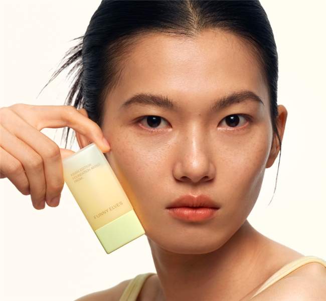 Funny Elves方里奶皮子妆前：拒绝内卷，解锁养肤持妆新认知