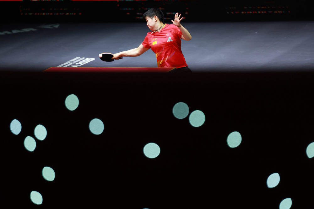 世乒赛综合｜“莎头”双线告捷 男双爆冷出局