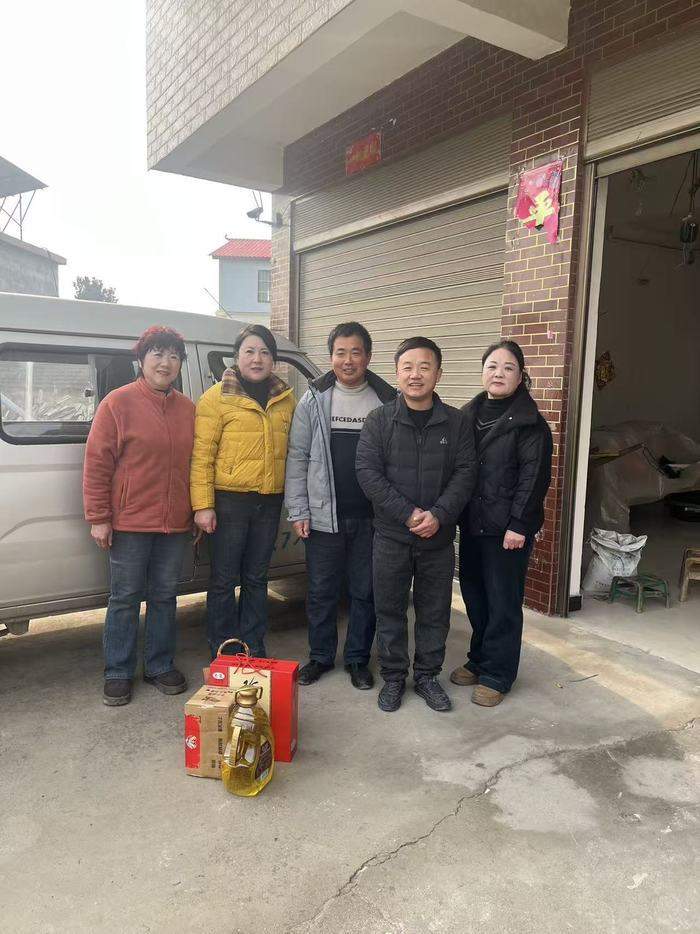 山东货车司机雪天滞留河南，一碗羊肉炝锅面、一场跨越省界的双向奔赴感动全网