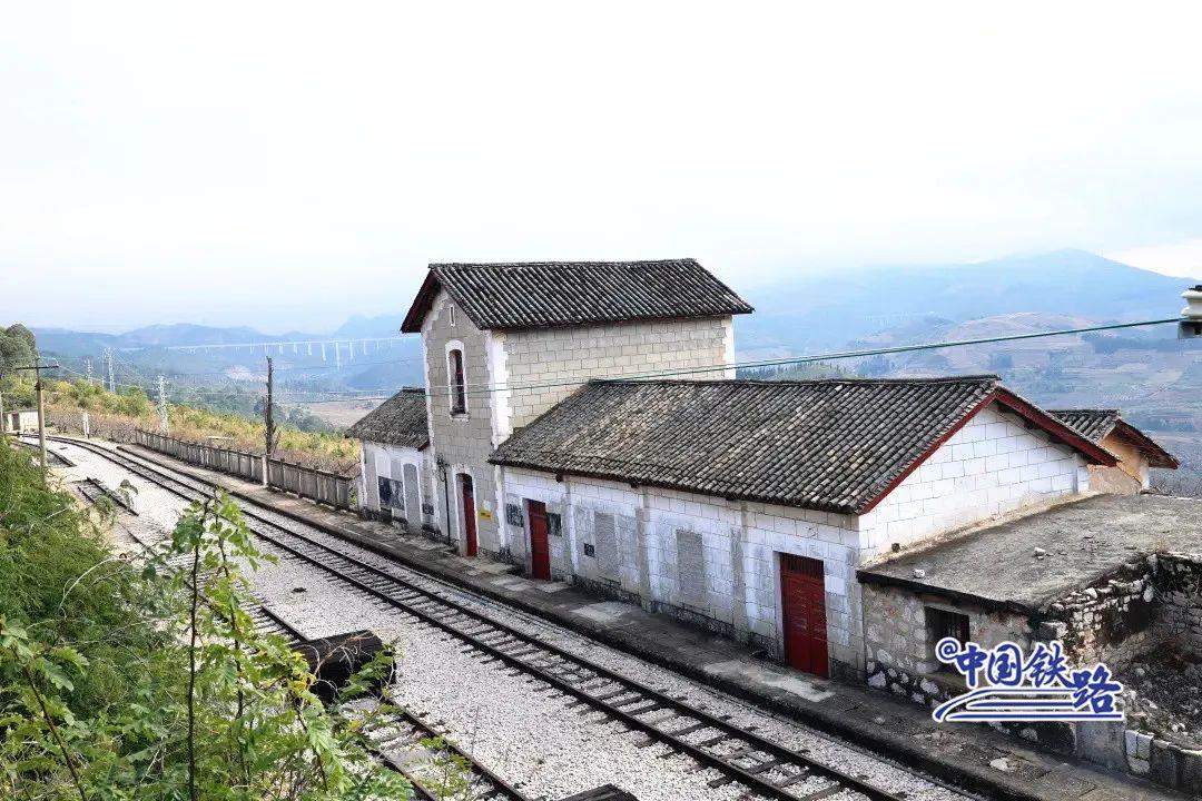 龙年大吉!“龙”字号车站送上祝福