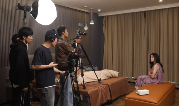 融媒·见证丨微短剧产业崛起，济南也有大动作——镜头里的新赛道