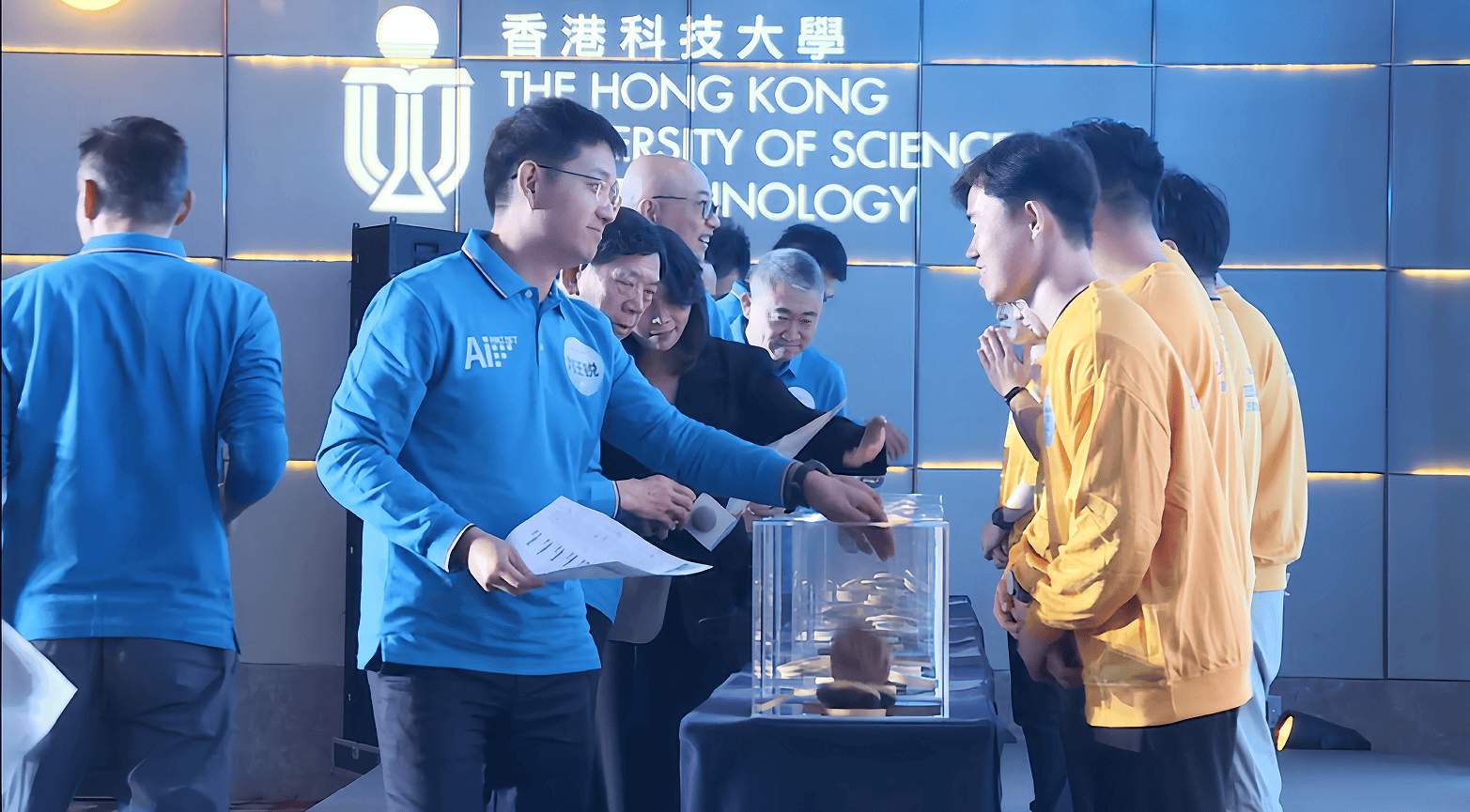 刘王锐受邀评审香港科大科创赛事 该赛事曾孵化大疆云洲