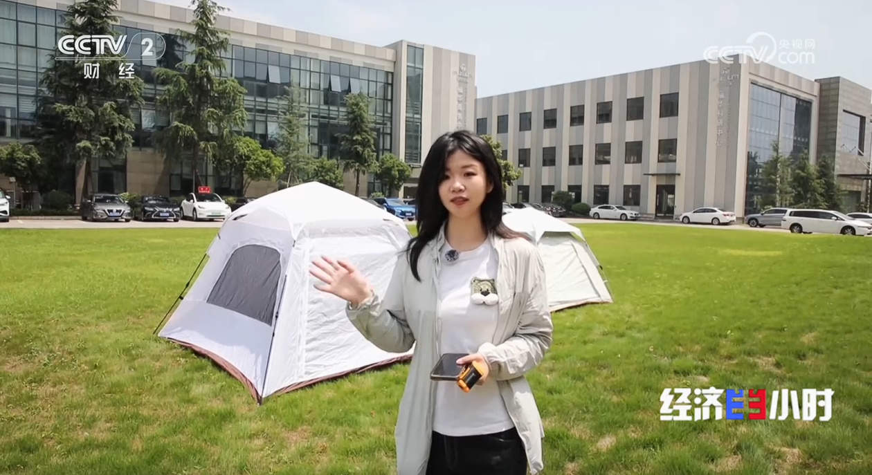 防晒服配从小众走向千亿级市场，背后藏着哪些“科技感”？