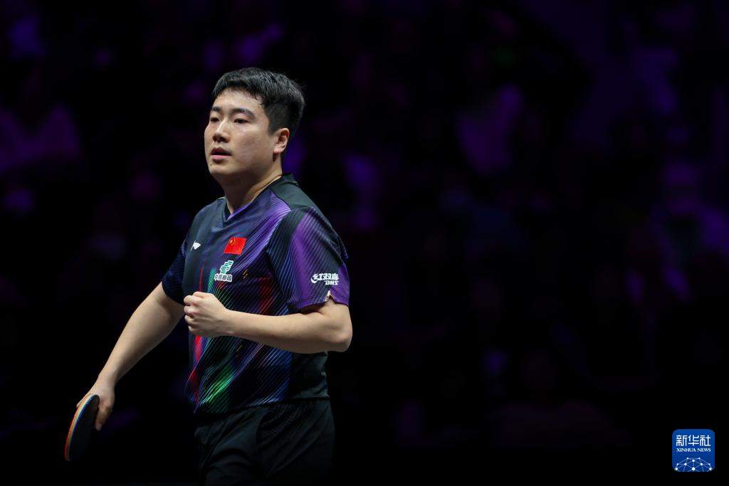 乒乓球——WTT重庆冠军赛：梁靖崑晋级男单16强