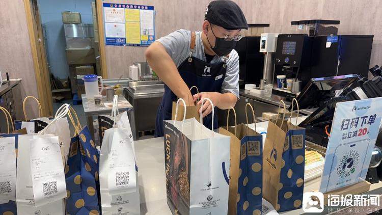 “悟空游戏”上线当天回本：电竞房热度增长40%、瑞幸咖啡联名海报10分钟售罄