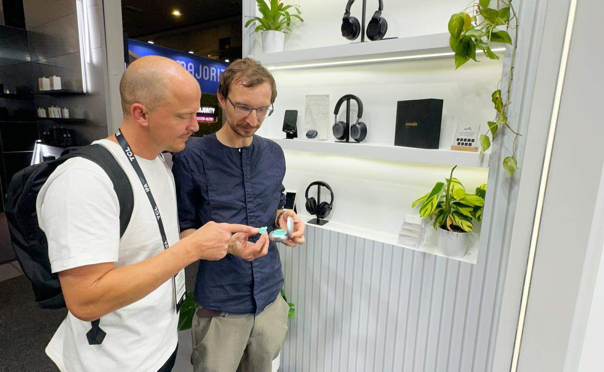IFA2025观察：突破耳机“不可能三角”，听智慧EARWEISS T2引全球瞩目