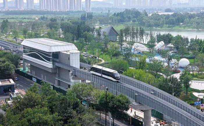 济南高新东区云巴即将开通运营，揭秘“胶囊巴士”背后的智慧选择