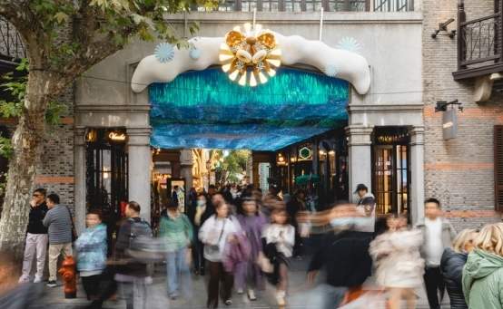 上海圣诞购物商圈推荐：新天地冰雪慢游奇遇必打卡