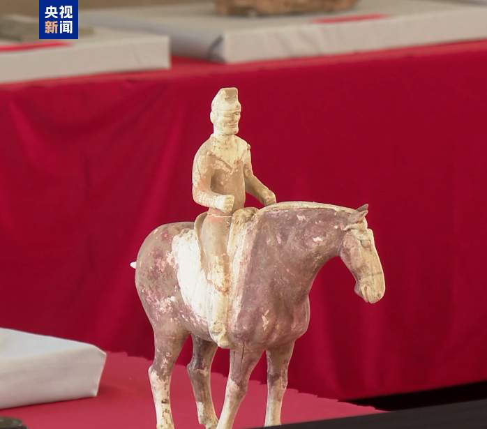 美国向我国返还64件（套）文物艺术品和古生物化石