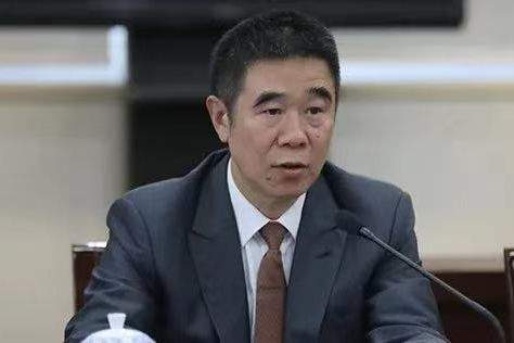 检察机关依法对章更生涉嫌受贿、违法发放贷款案提起公诉