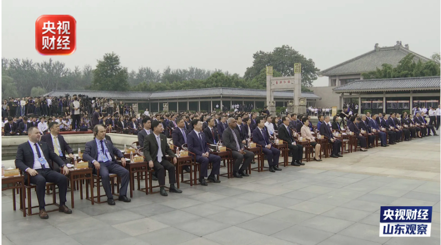 古礼与青春同框！从孔子出发，文明在对话中更快成长
