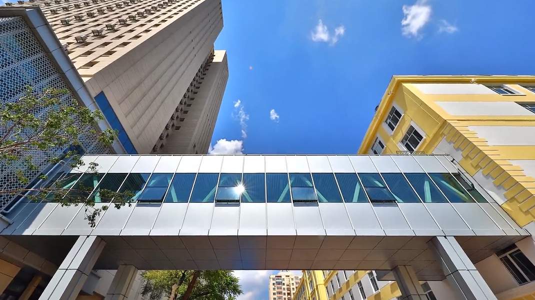 冬天穿短袖？哈工大硬核“暖廊”惊艳网友