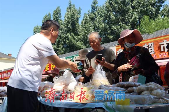 烟火浸润邻里间，小微阵地聚民心！济南街角有家“共富小店”