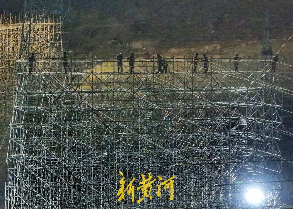 全线“首跨”！济枣铁路首条220kV跨既有线路电力线路迁改完成