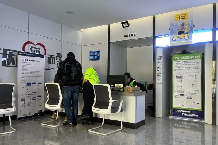 记者探访：非新国标电动自行车不予挂牌登记，暂不禁止上路行驶