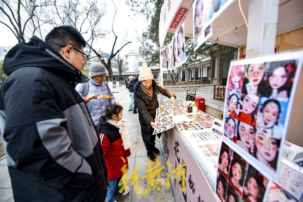 泉畔好物市集焕新亮相，创意美食文创引寒假打卡热