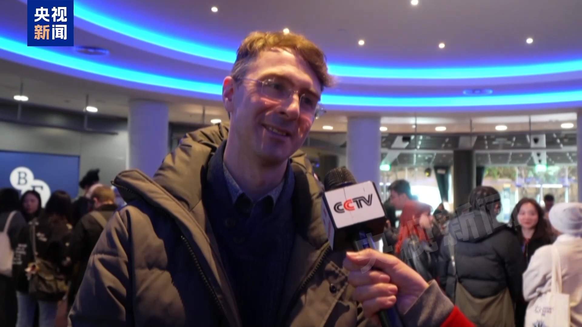 《哪吒2》英国伦敦开启点映 当地观众反响强烈