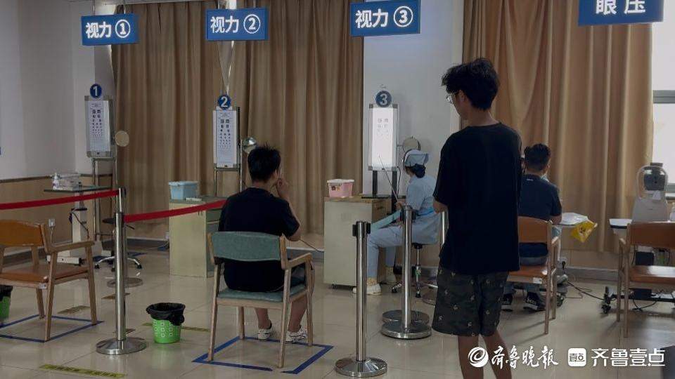 高考后“摘镜热”，济南有医院一天能做50余台手术